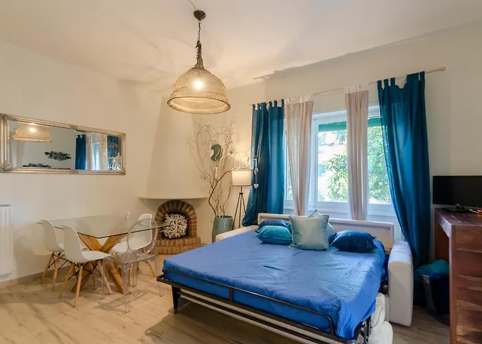 Apartman Joivy Lovely For 4 On The Italian Riviera In