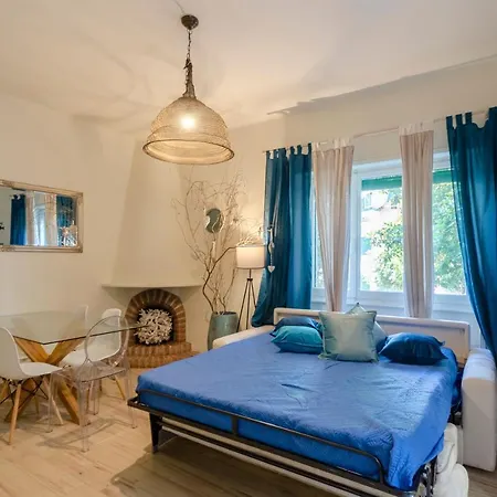 Apartment Joivy Lovely For 4 On The Italian Riviera In
