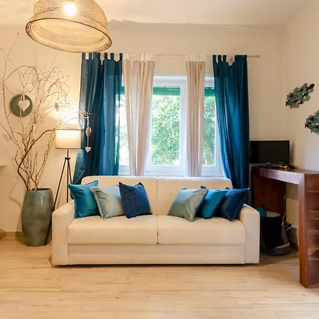 Joivy Lovely For 4 On The Italian Riviera In