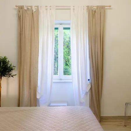 アパート Joivy Lovely For 4 On The Italian Riviera In ラッパロ