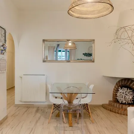 Joivy Lovely For 4 On The Italian Riviera In アパート