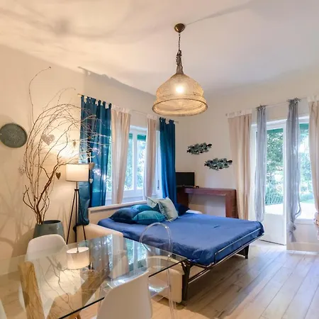 Joivy Lovely For 4 On The Italian Riviera In アパート *